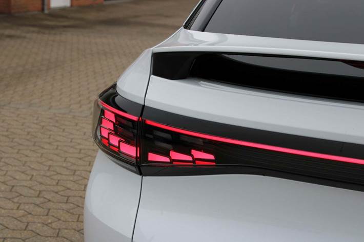 Hvid VW ID.5 fra 2025