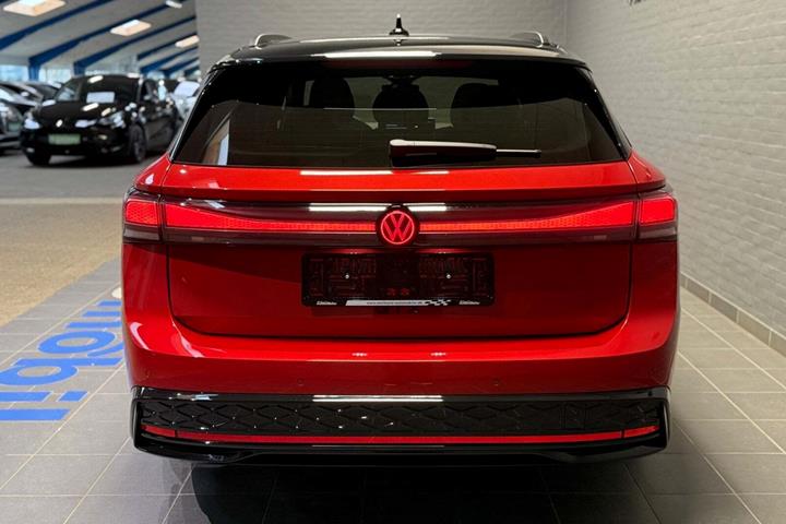 Rød VW ID.7 fra 2025