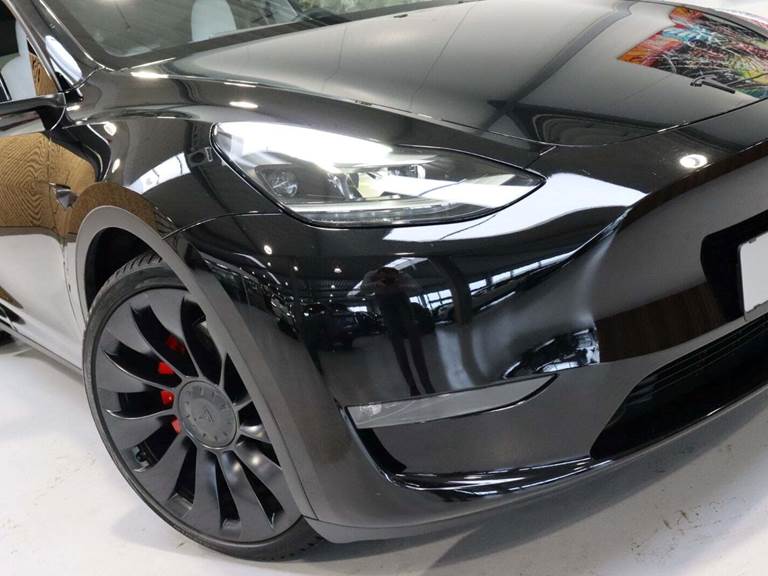 Tesla Model Y Performance AWD