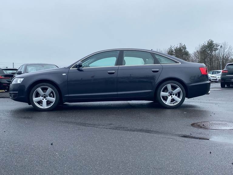 Audi A6 2,4 Limousine 177HK