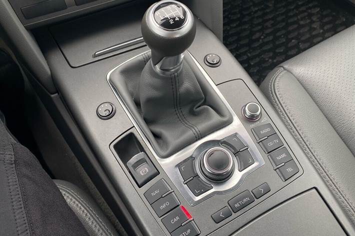 Sort Audi A6 fra 2004