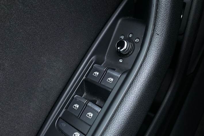 Sort Audi A4 fra 2017