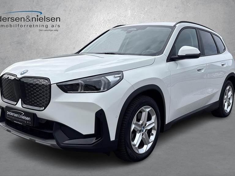 BMW iX1 xDrive30 EL M-Sport 4x4 313HK 5d Aut.