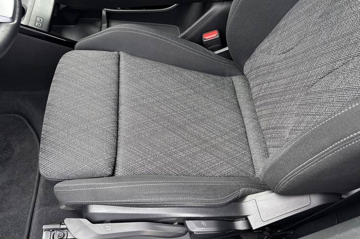 Hvid BMW iX1 fra 2023