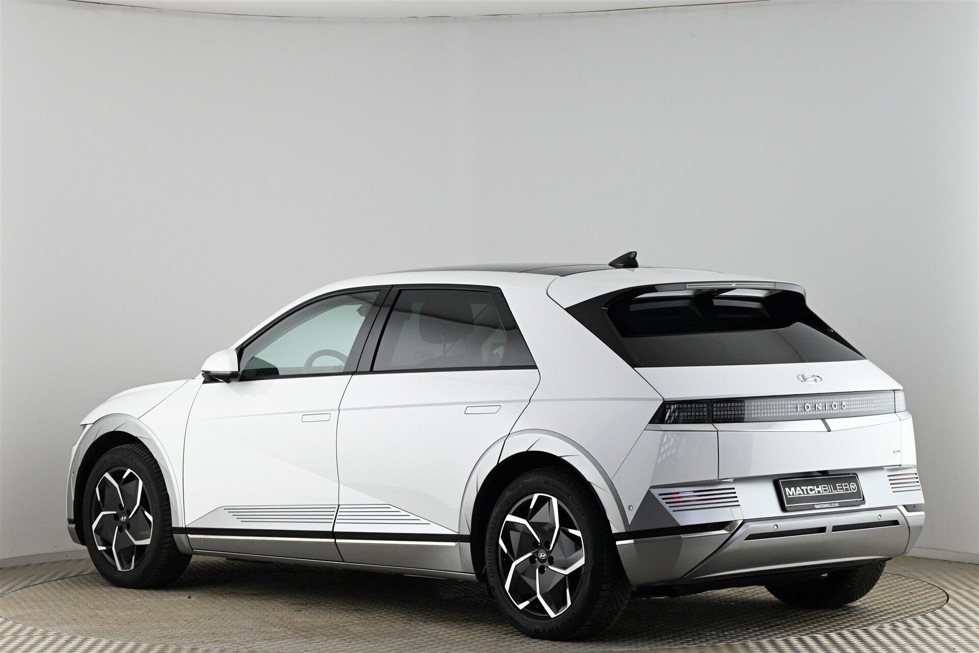 Hyundai Ioniq 5 Electric 77,4 kWh Ultimate 4WD 325HK 5d Aut.