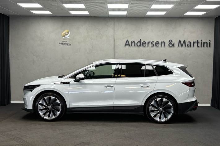 Hvid Skoda Enyaq fra 2021