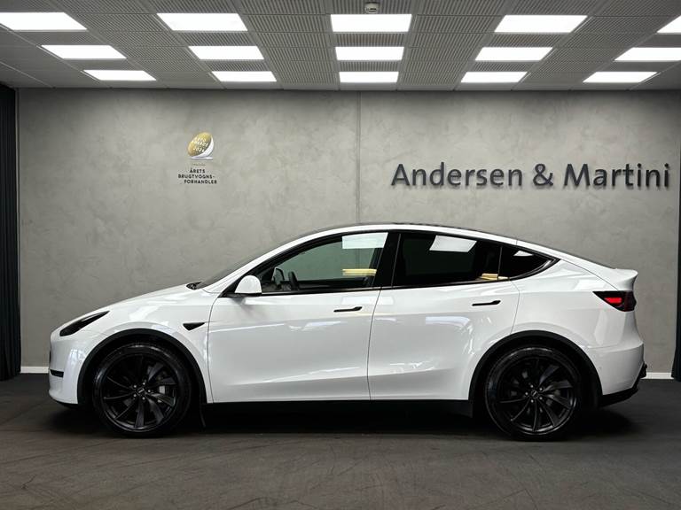 Tesla Model Y EL Long Range AWD 514HK 5d Aut.