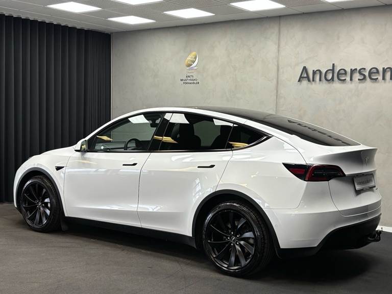 Tesla Model Y EL Long Range AWD 514HK 5d Aut.