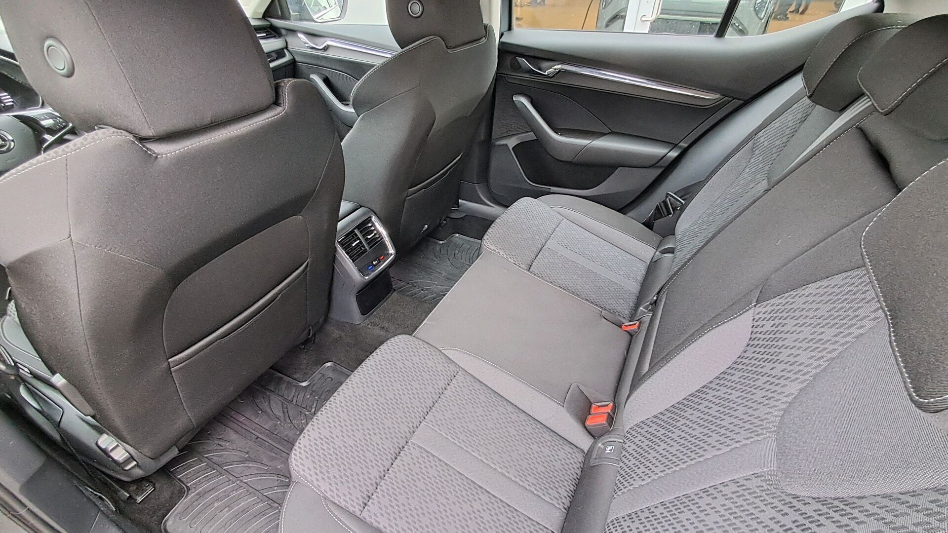 Skoda Octavia 1,4 TSI  Plugin-hybrid iV Plus DSG 204HK 5d 6g Aut.