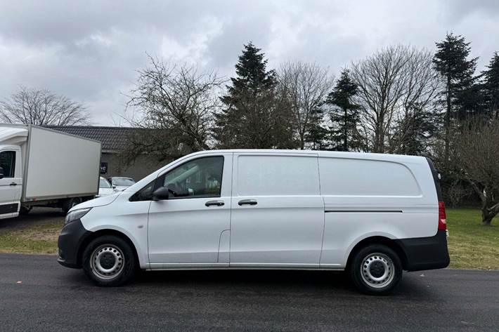 undefined Mercedes Vito 114 fra 2018