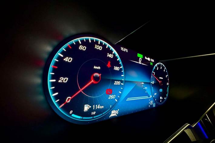 Sort Mercedes GLC300 de fra 2021