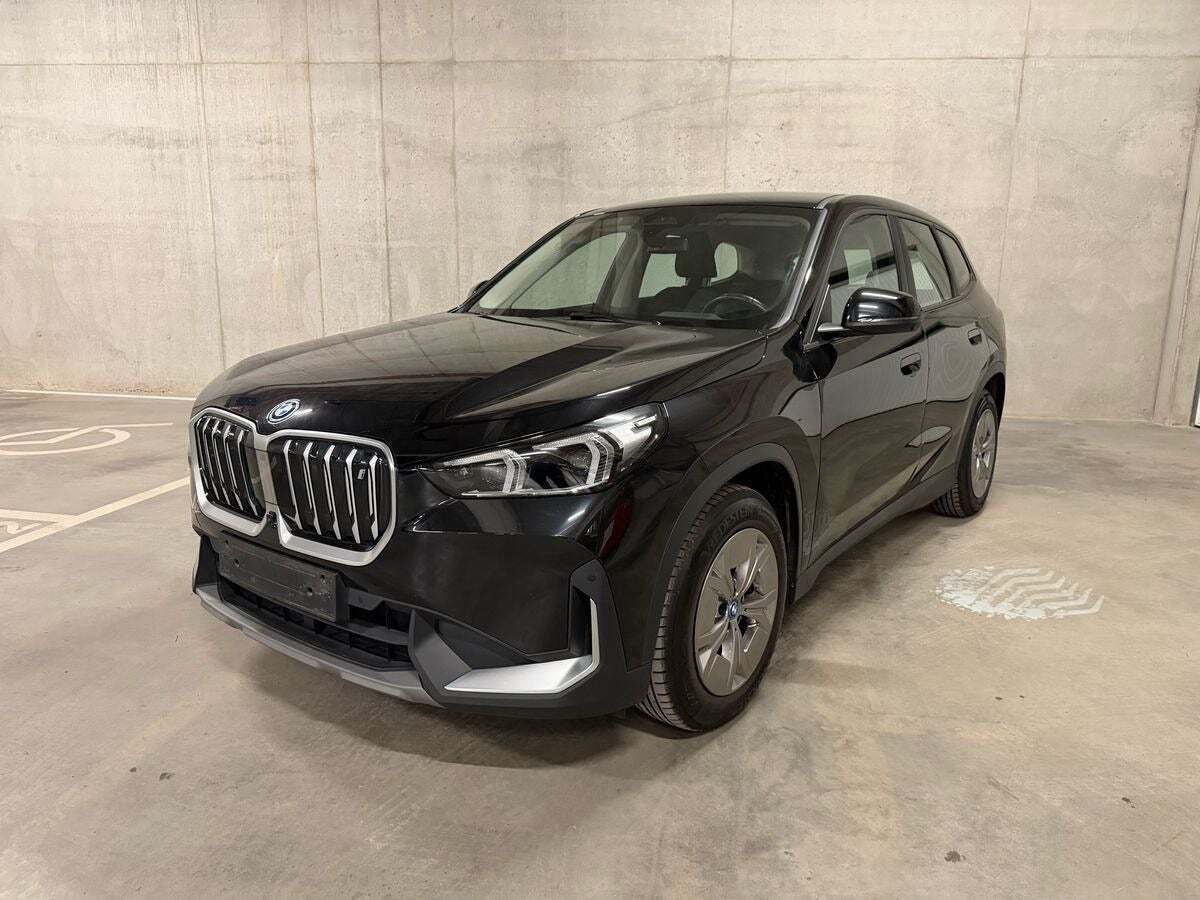 BMW iX1 xDrive30