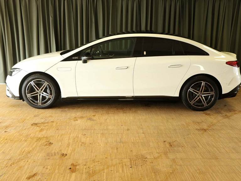 Mercedes EQE350+ AMG Line