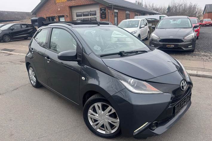 undefined Toyota Aygo fra 2015