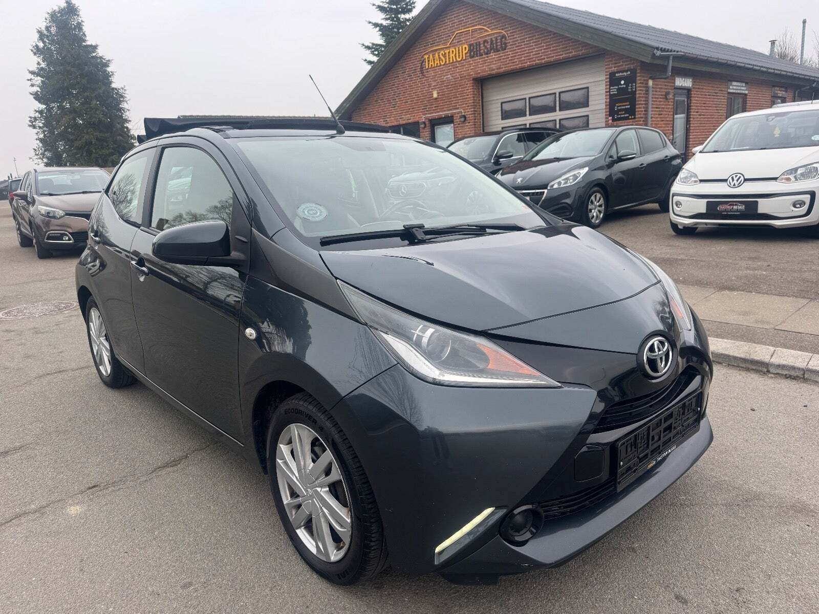 Toyota Aygo 1,0 VVT-i x-wave Sky