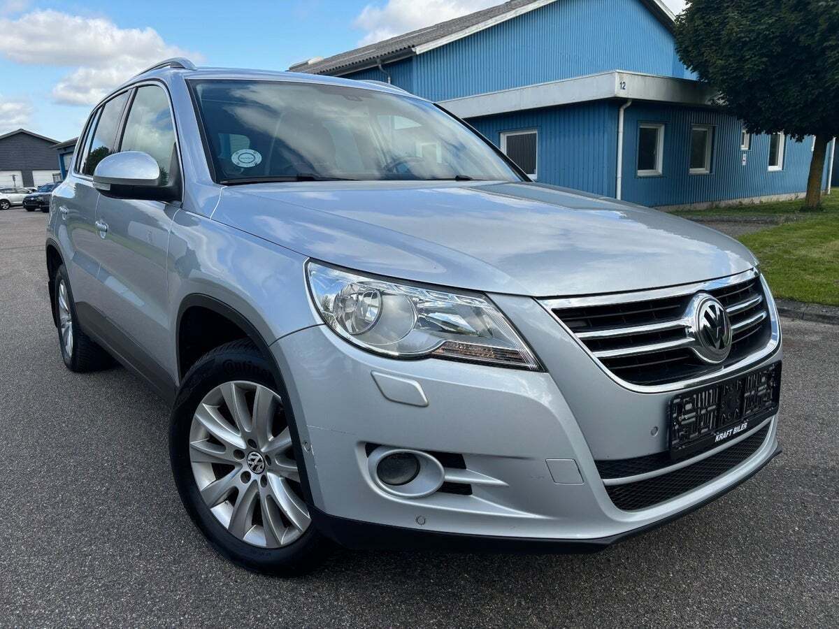 VW Tiguan 2,0 TDi 140 Sport & Style DSG 4Motion Van