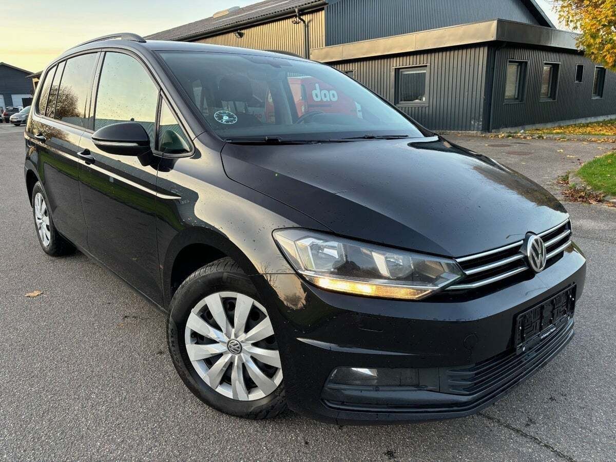 VW Touran 2,0 TDi 115 Comfortline DSG Van
