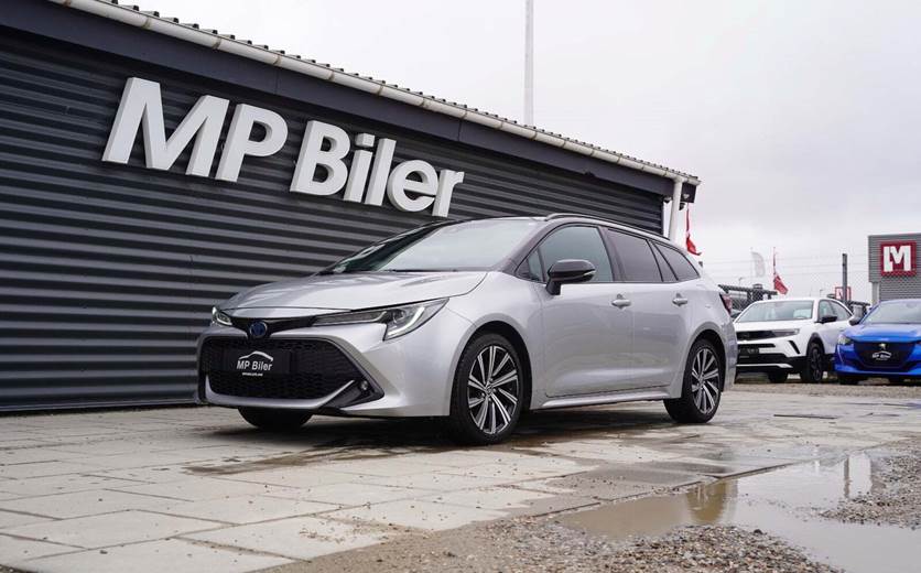 Toyota Corolla 1,8 Hybrid Active Premium Touring Sports MDS