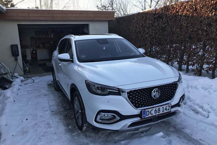 Hvid MG EHS fra 2021