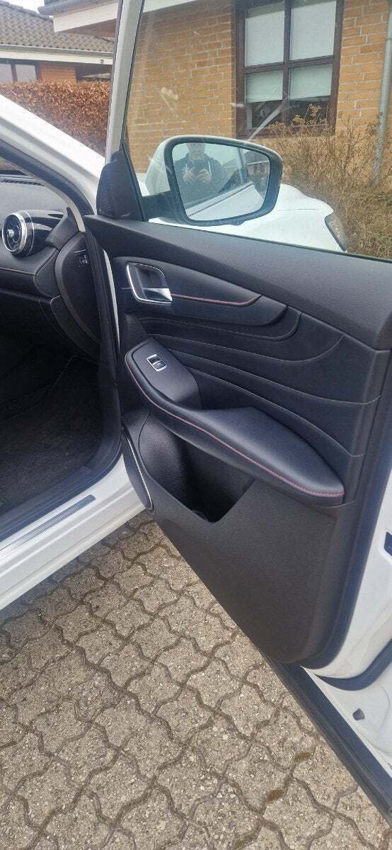 MG EHS 1,5 PHEV Luxury