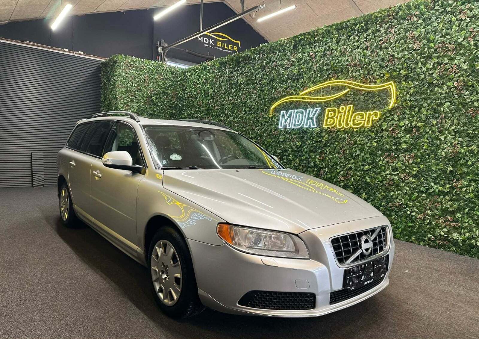 Volvo V70 2,0 D3 163 Momentum aut.