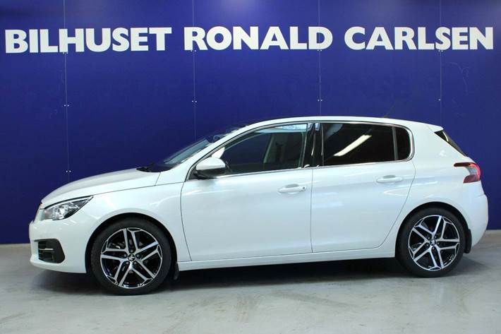 Hvid Peugeot 308 fra 2018