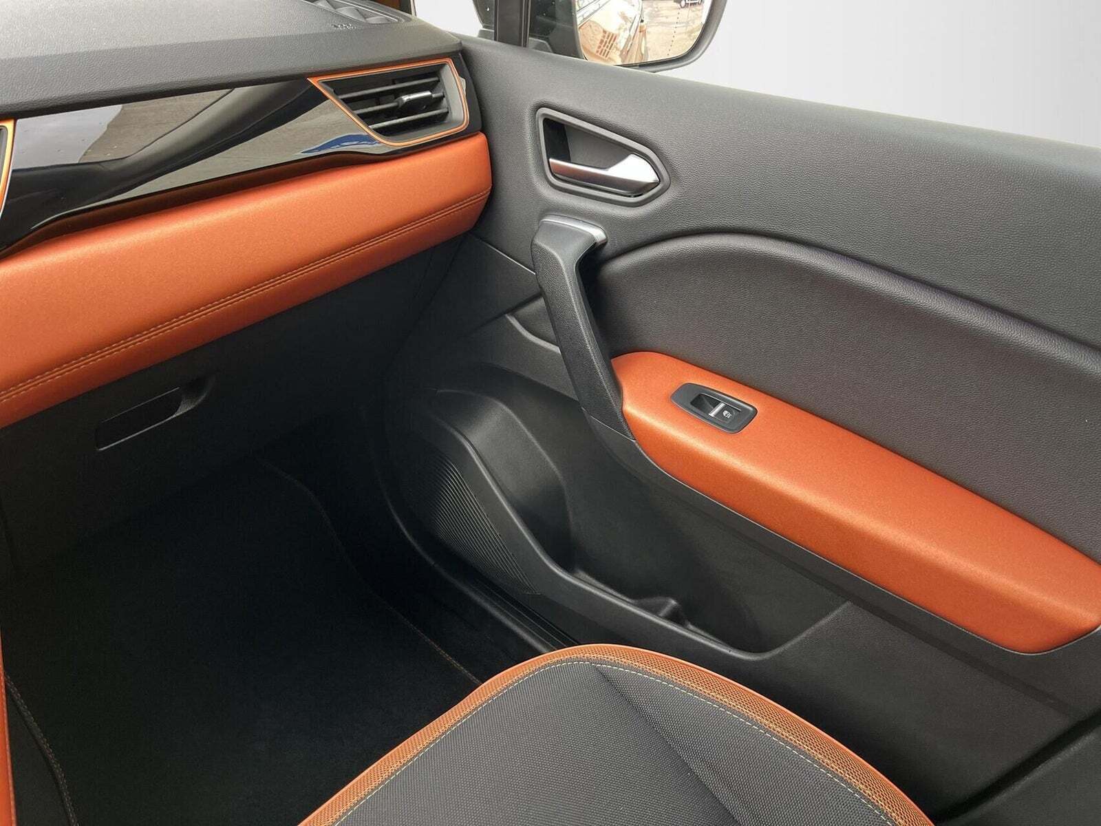 Bronze Renault Captur fra 2020