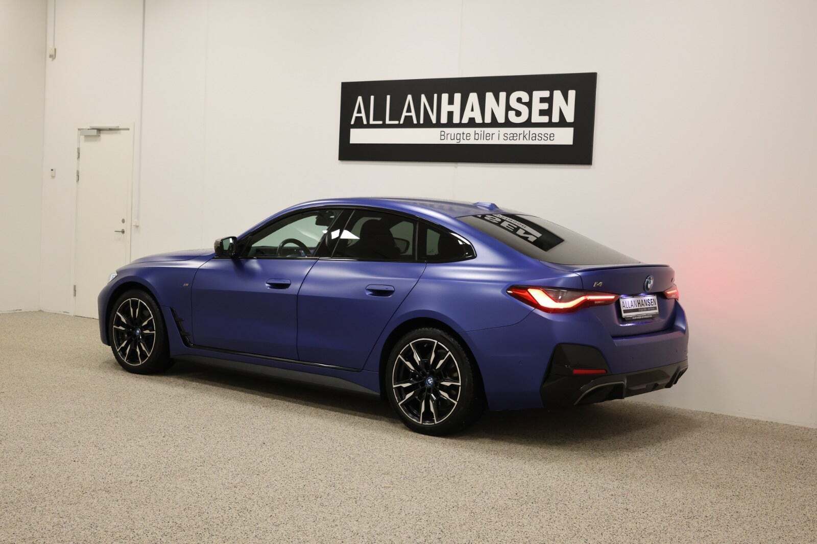 Blå BMW i4 fra 2022