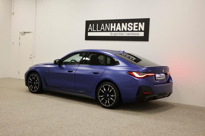 Blå BMW i4 fra 2022