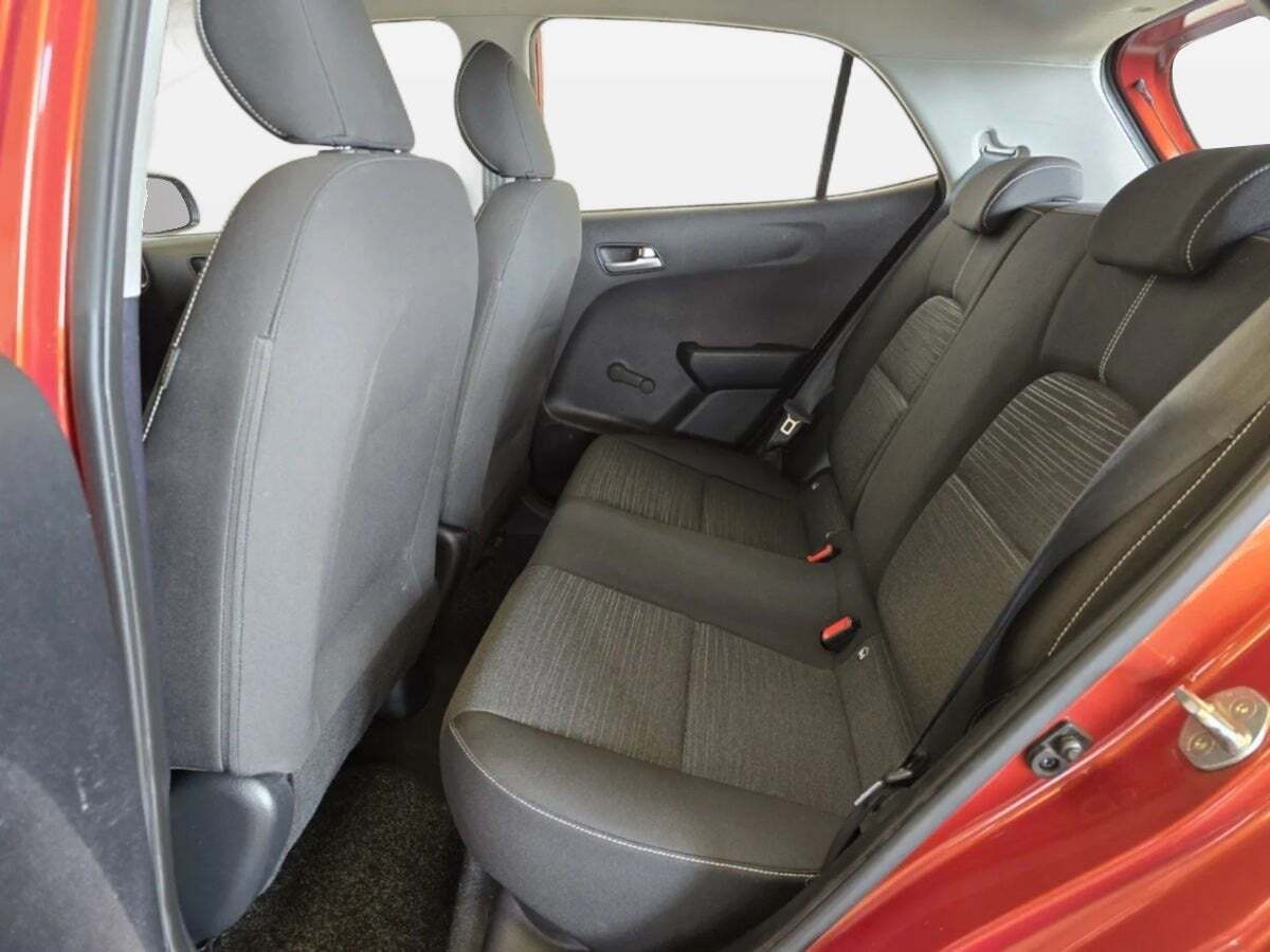 Orange Kia Picanto fra 2018