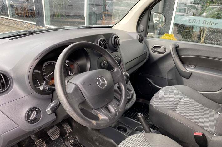 Hvid Mercedes Citan 109 fra 2021