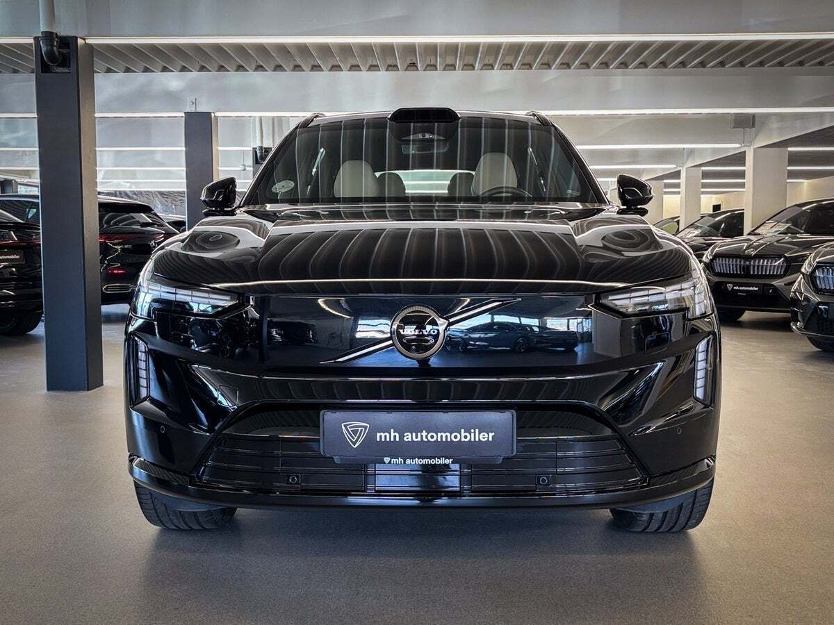 Volvo EX90 Plus 7prs