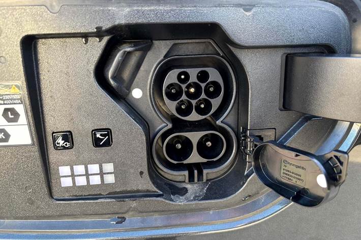 Grå Hyundai Ioniq 9 fra 2026