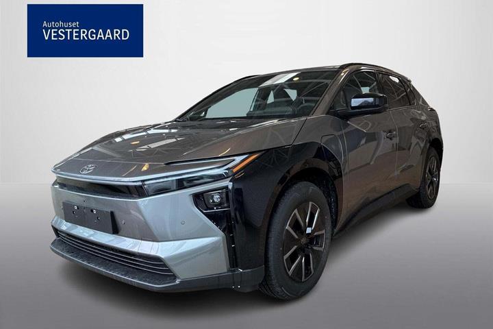 Grå Toyota BZ4X fra 2026 set udefra