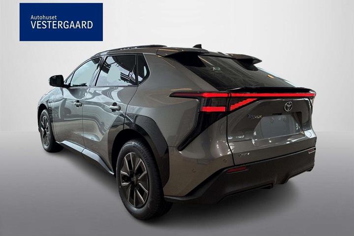 Grå Toyota BZ4X fra 2026