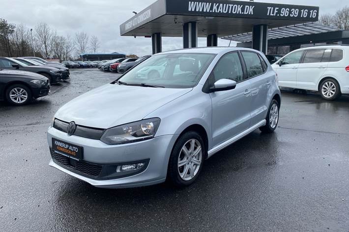 Sølv VW Polo fra 2015