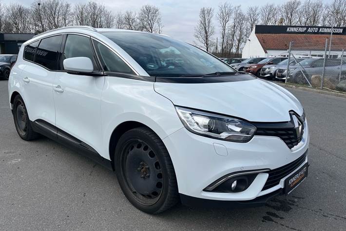 Hvid Renault Grand Scénic fra 2017