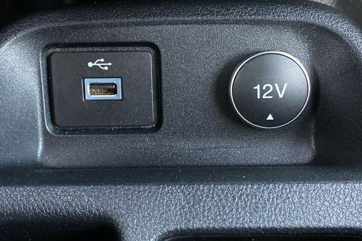 Hvid Ford Transit Connect fra 2019