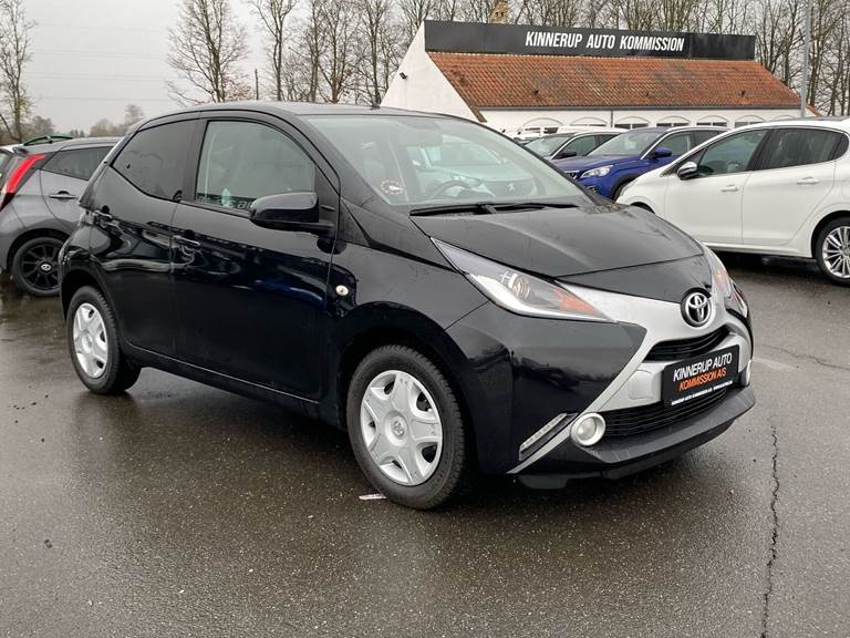 Toyota Aygo 1,0 VVT-I X-Black 69HK 5d