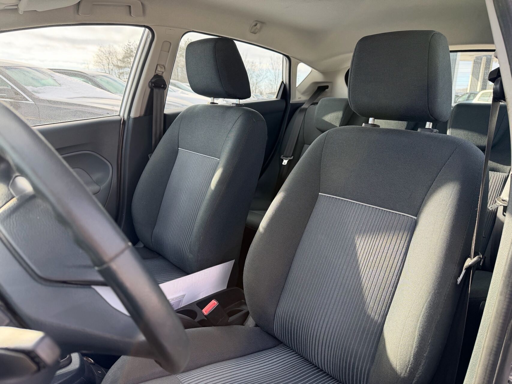 Sølv Ford Fiesta fra 2011