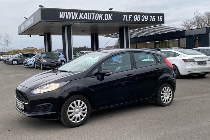 Sort Ford Fiesta fra 2016