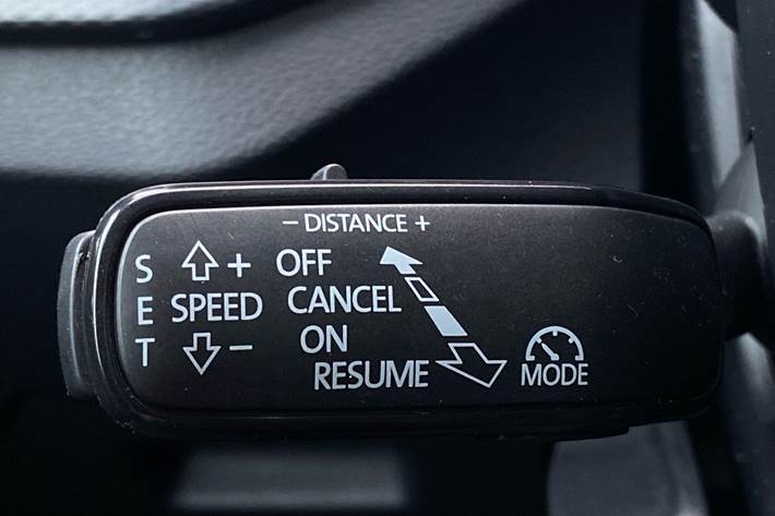 Sort Skoda Scala fra 2022