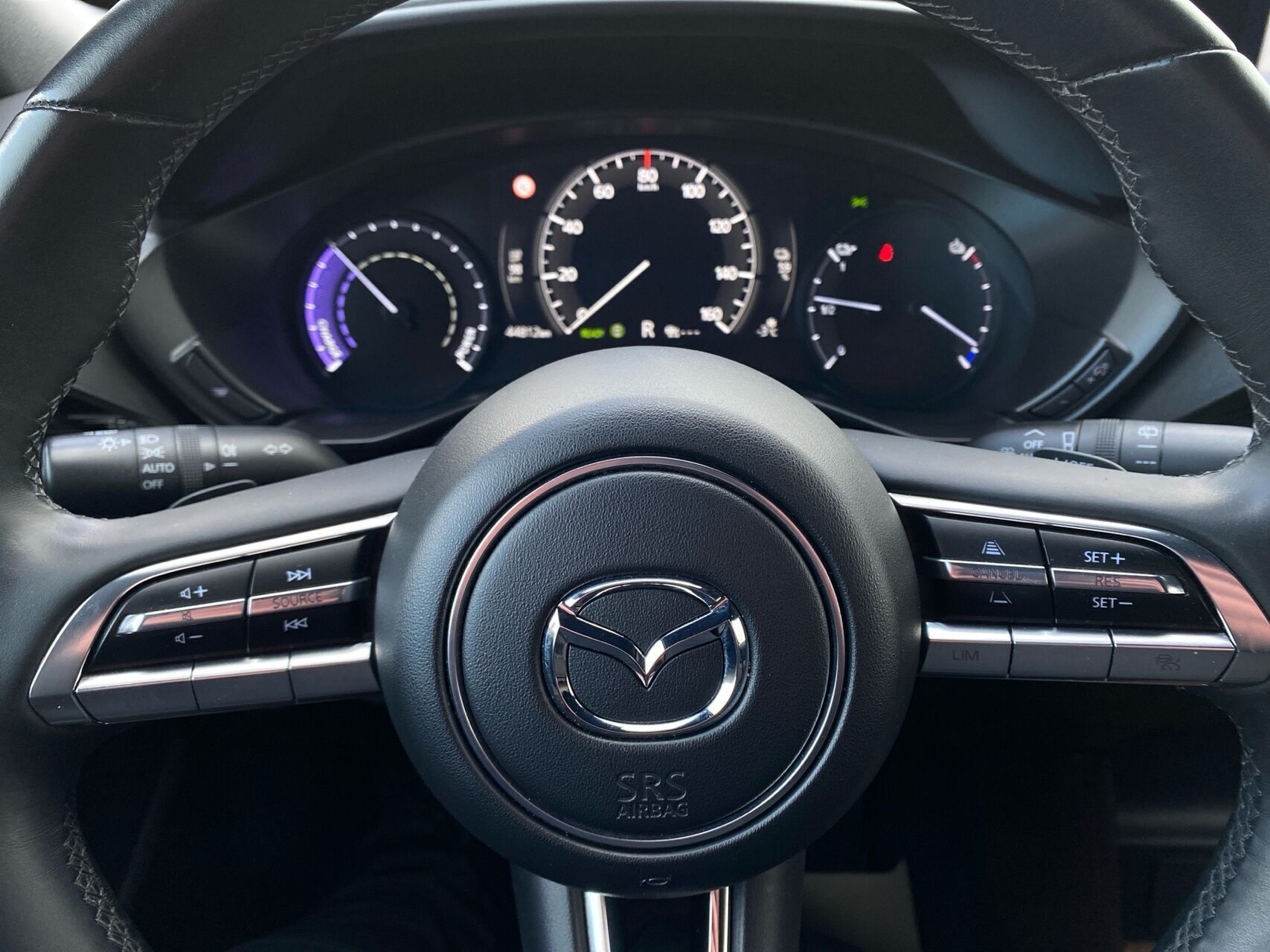 Rød Mazda MX-30 fra 2020