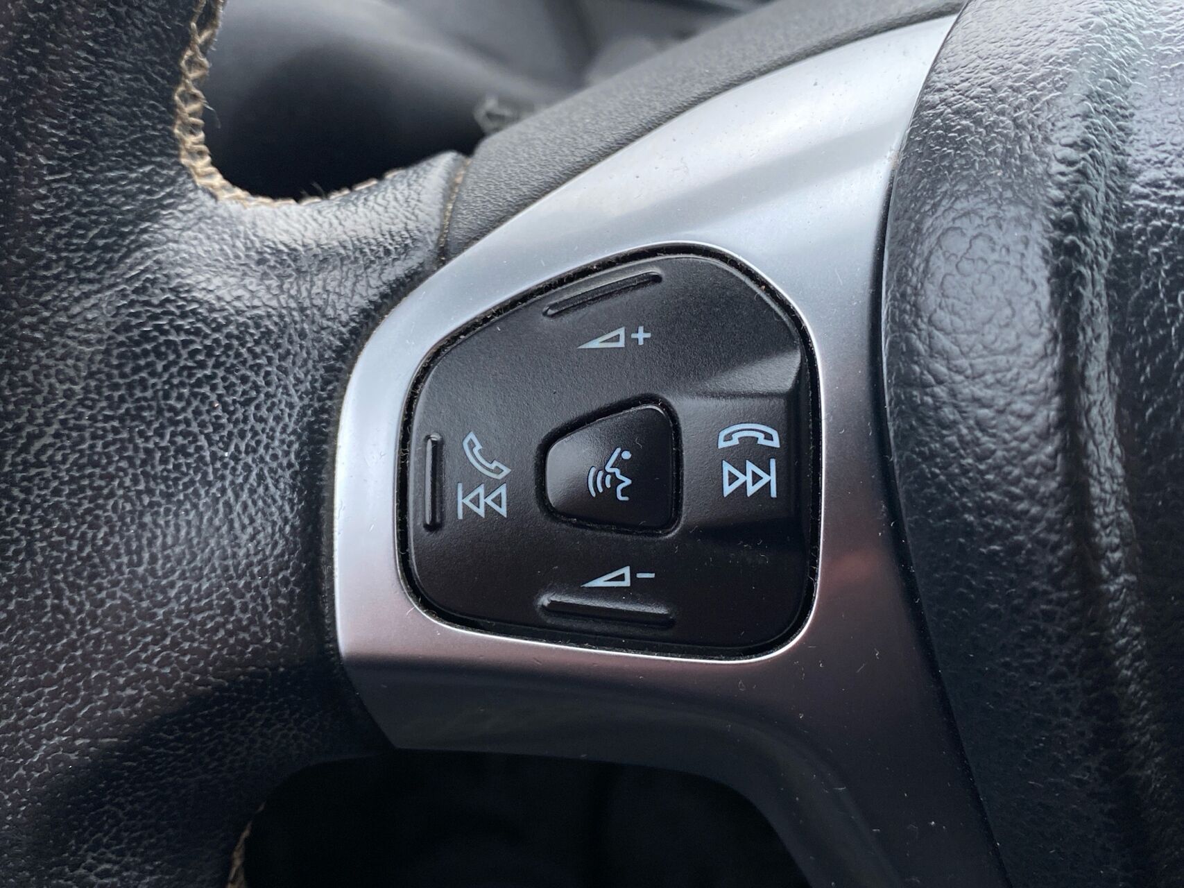 Sølv Ford Fiesta fra 2017