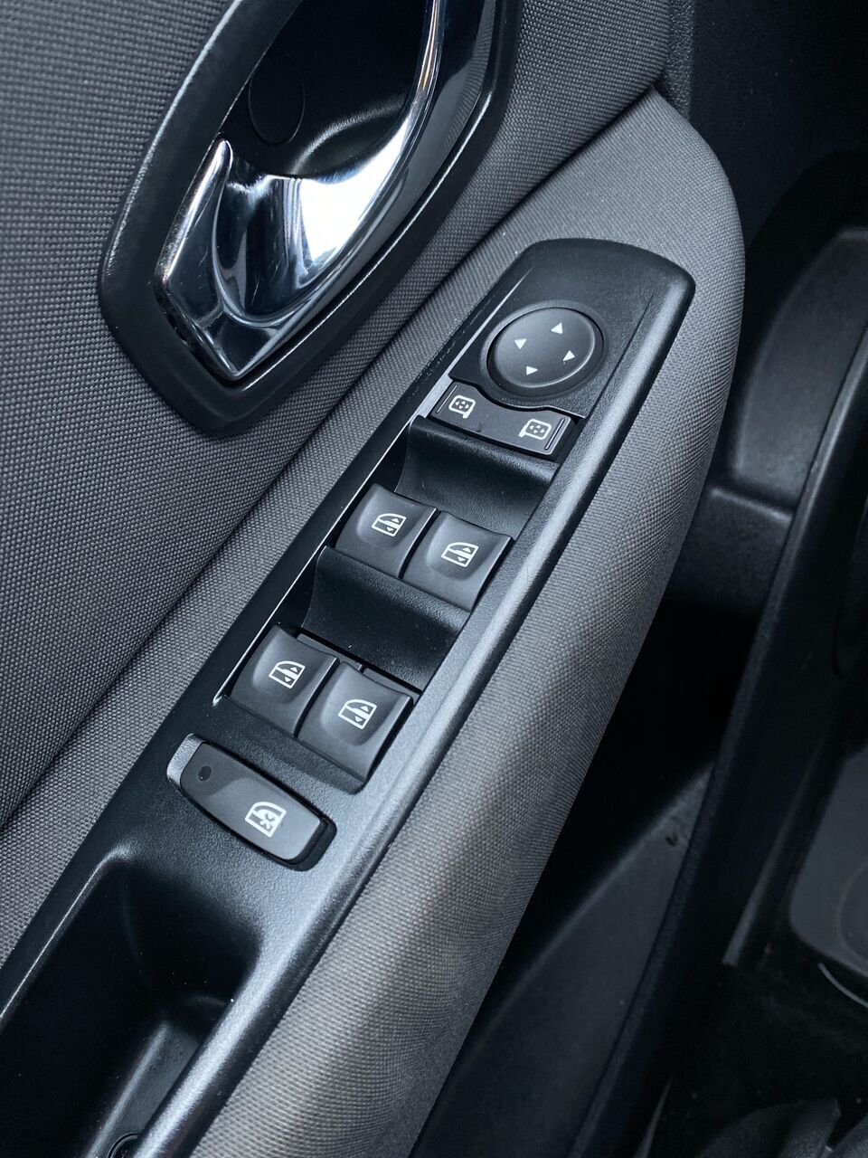 Hvid Renault Grand Scénic fra 2015