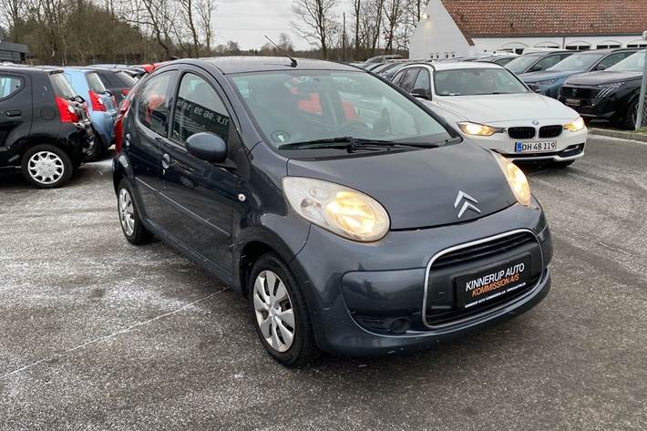 Grå Citroën C1 fra 2010