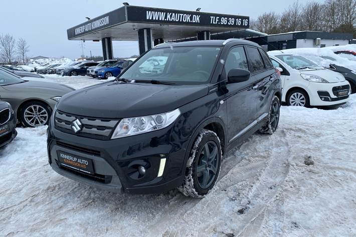 Sort Suzuki Vitara fra 2015