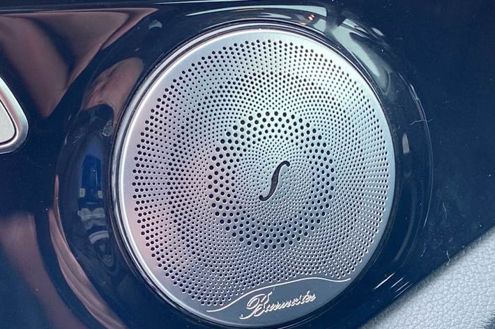 Blå Mercedes C220 d fra 2014