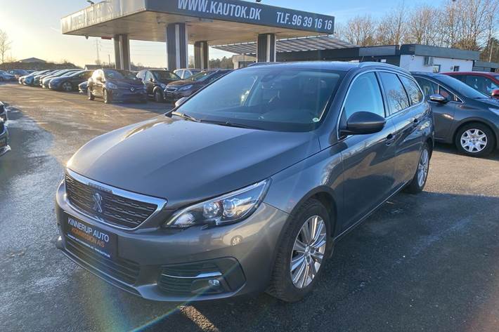 Sort Peugeot 308 fra 2018