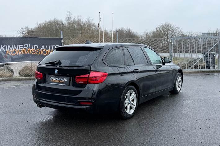 Sort BMW 320d fra 2017